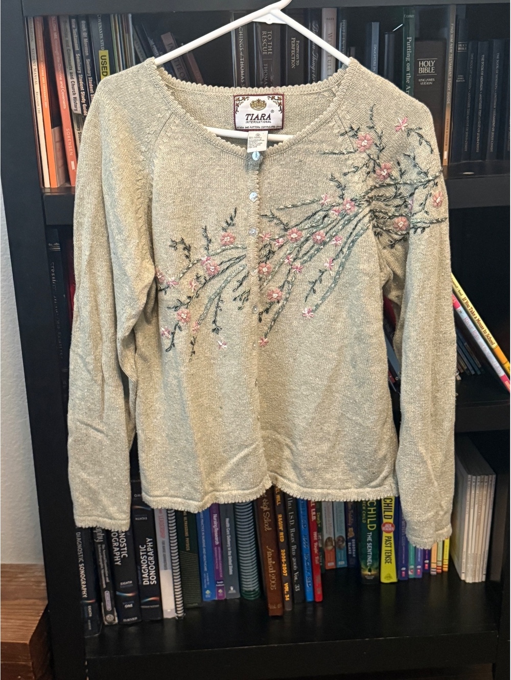Vintage Cottagecore Light Green Embroidered Floral Button-Up Sweater
